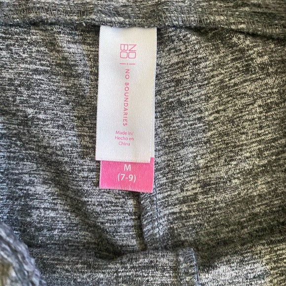 No boundaries Cropped Leggings Juniors M(7-9) Gray Soft Women’s - Picture 2 of 5